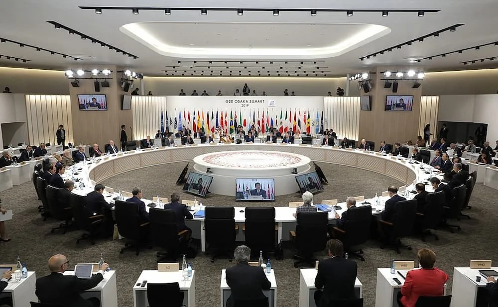 G20 tổ chức các cuộc họp thường niên của các nguyên thủ quốc gia và các bộ trưởng tài chính