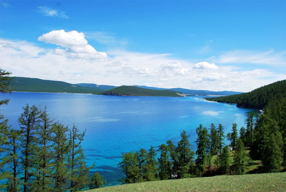 Hồ Khuvsgul là hồ lớn nhất Mông Cổ