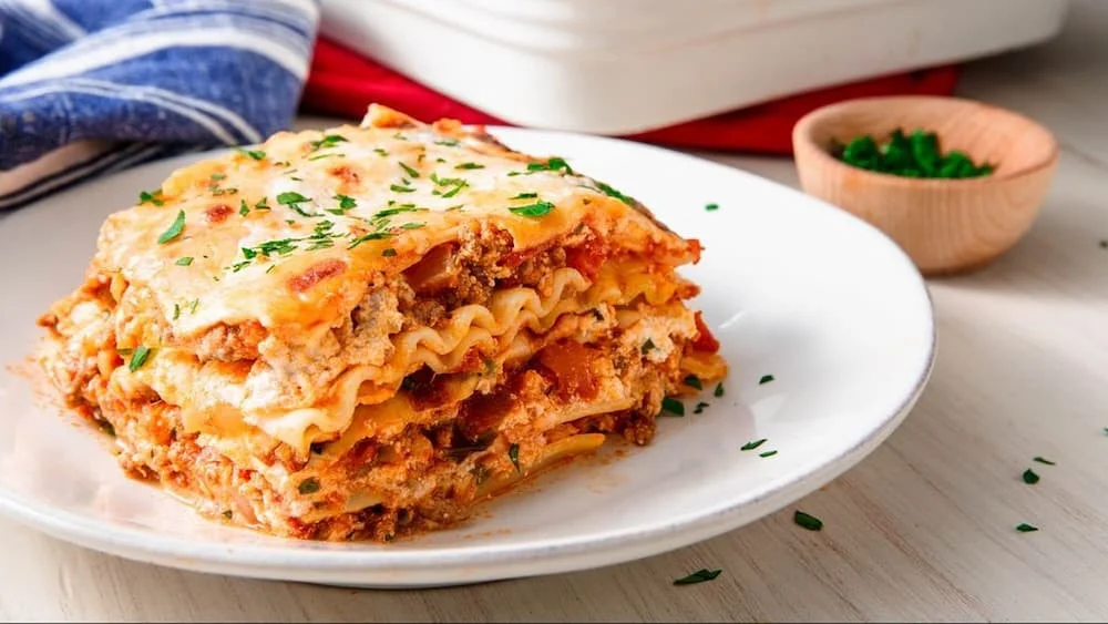  Lasagna là một món ăn truyền thống của Ý