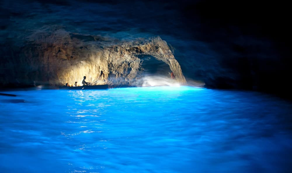 Hang động Blue Grotto tuyệt đẹp