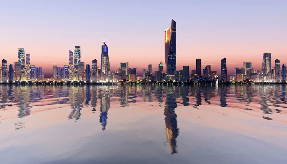 Nền kinh tế của Kuwait là một nền kinh tế nhỏ nhưng lại vô cùng giàu có
