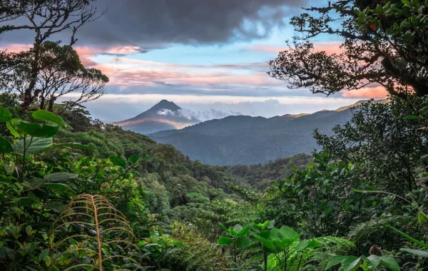 Costa Rica là nước nào? Đất nước hạnh phúc nhất thế giới