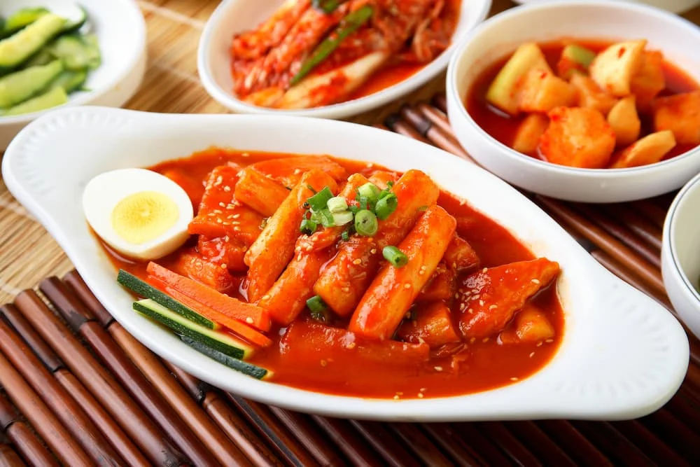 Tteokbokki là món ăn truyền thống của Hàn Quốc