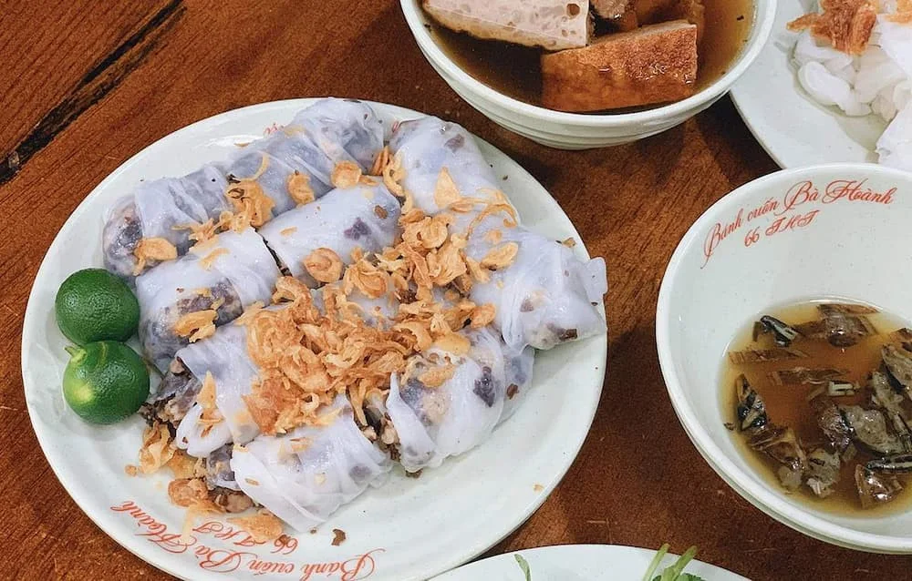 Bánh cuốn Bà Hoành