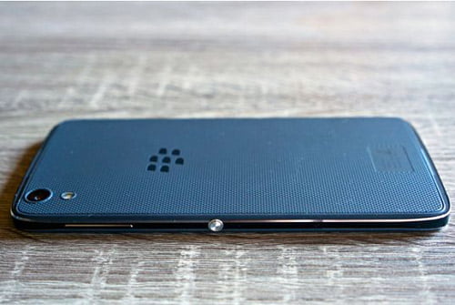 blackberry-dtek-50-cu-2